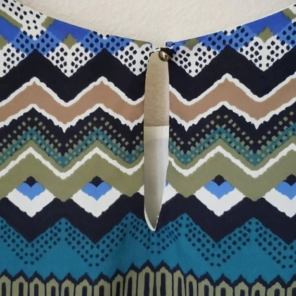 Everly Tunic Dress - Picture 5 of 10